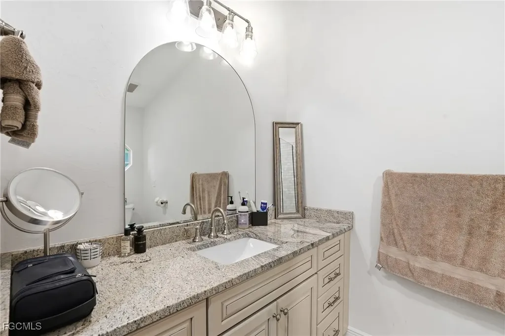 5633 Grey Fox Run Fort Myers FL 33912