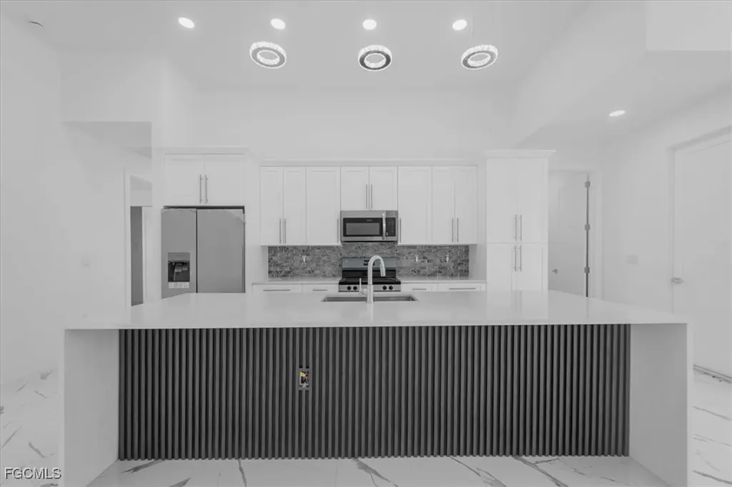 2218 Truman Avenue Alva FL 33920