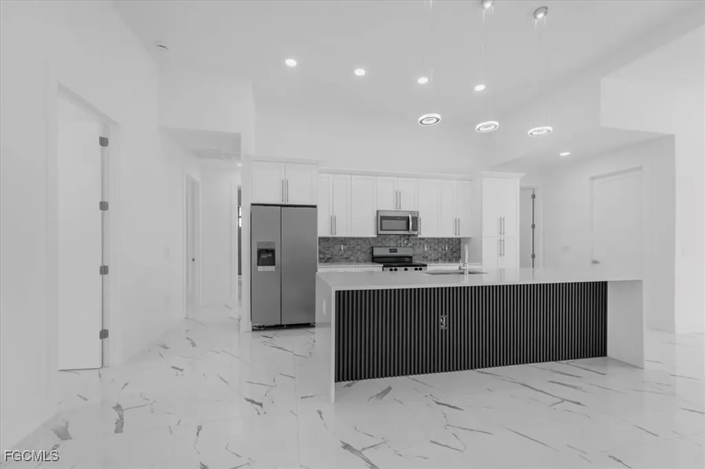 2218 Truman Avenue Alva FL 33920