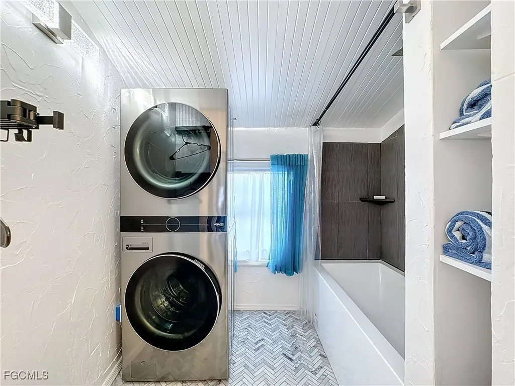 11561 Valleyview Drive Fort Myers FL 33908