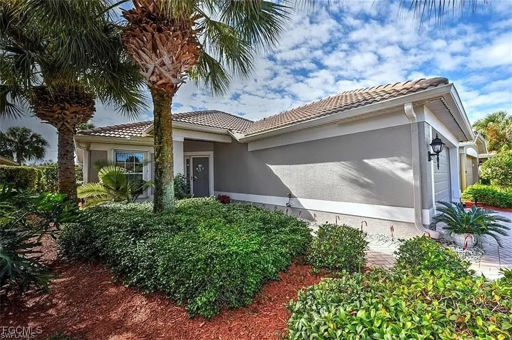 10018 Oakhurst Way Fort Myers FL 33913