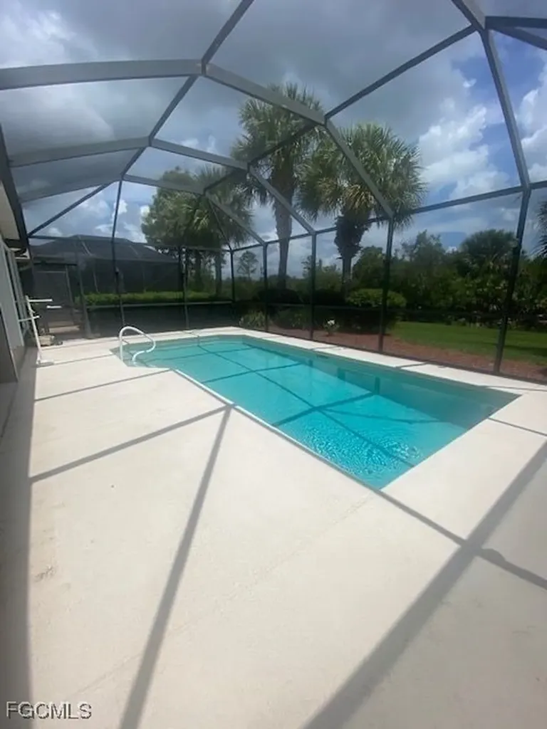 10018 Oakhurst Way Fort Myers FL 33913