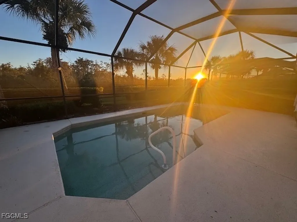 10018 Oakhurst Way Fort Myers FL 33913