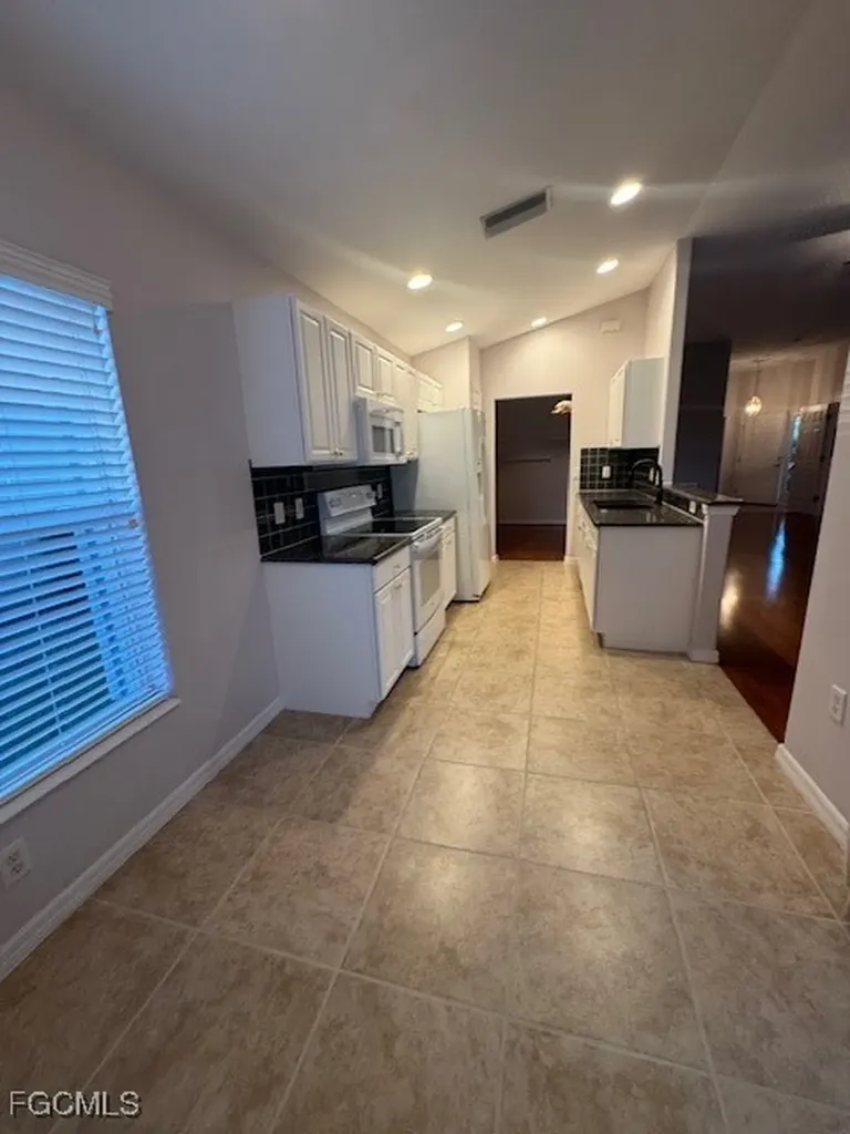 10018 Oakhurst Way Fort Myers FL 33913