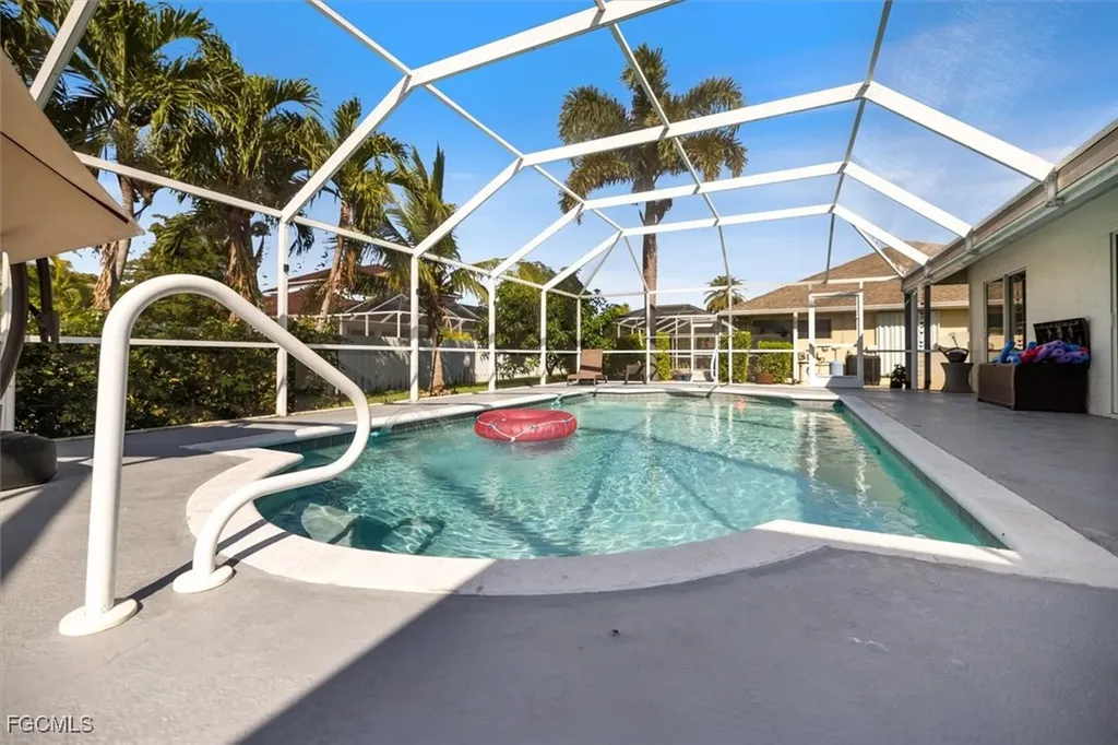 4516 SW 21st Place Cape Coral FL 33914