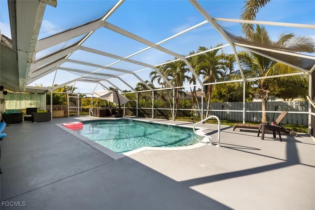 4516 SW 21st Place Cape Coral FL 33914