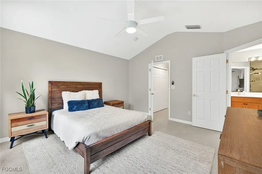 8410 Village Edge Circle Fort Myers FL 33919