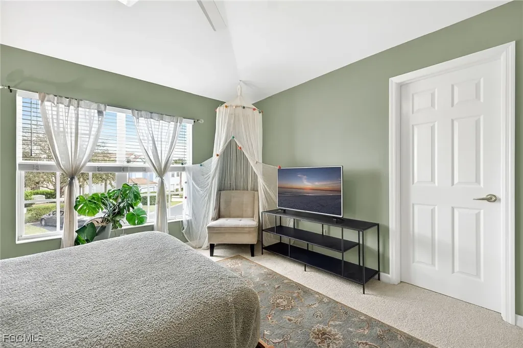 8410 Village Edge Circle Fort Myers FL 33919
