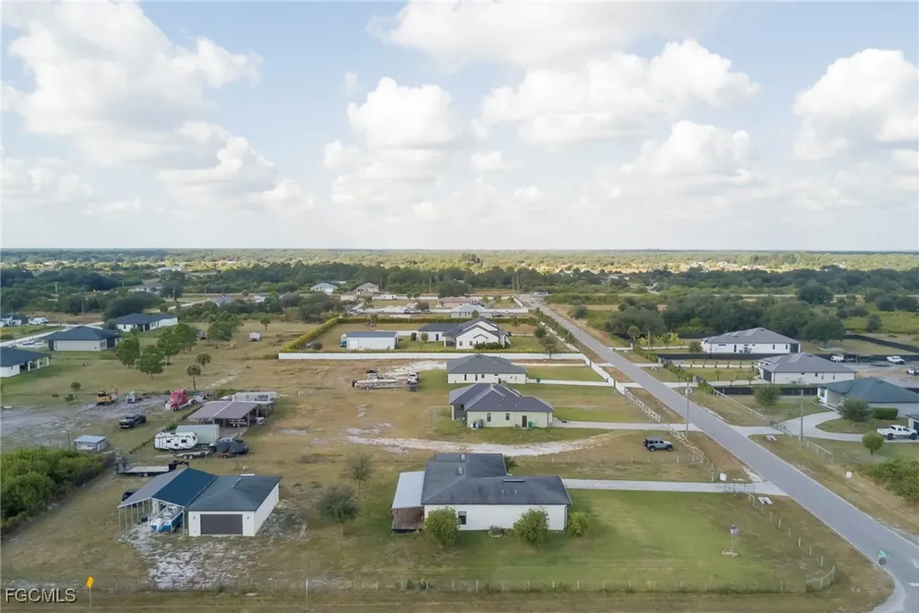 7717 16th Terrace Labelle FL 33935