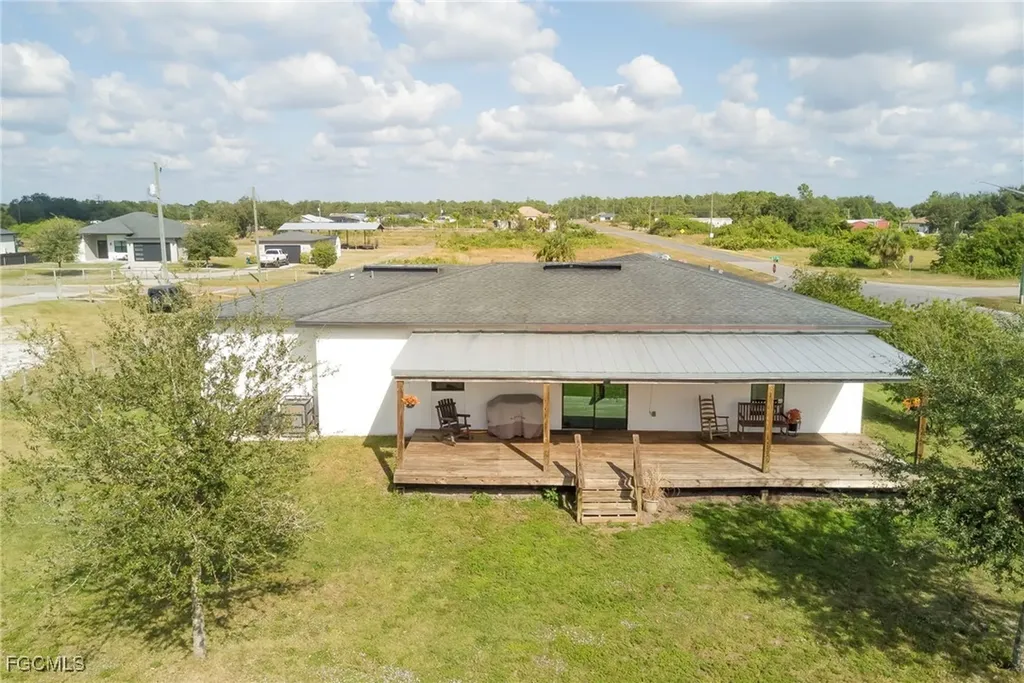 7717 16th Terrace Labelle FL 33935