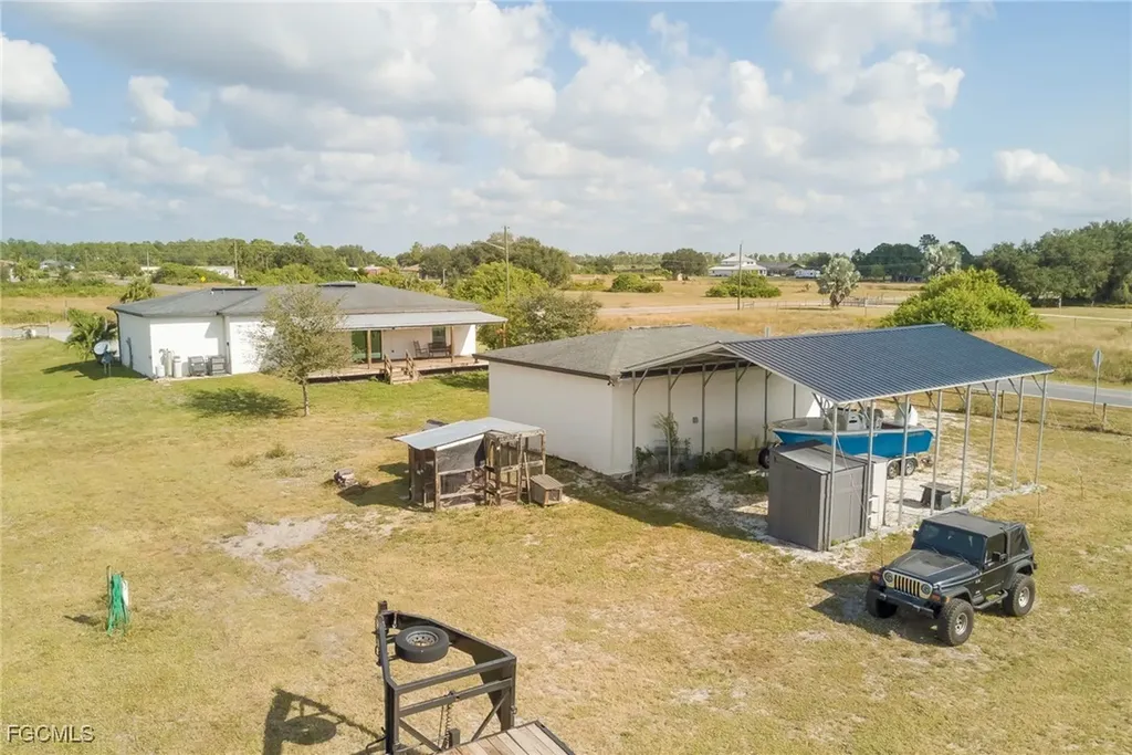 7717 16th Terrace Labelle FL 33935