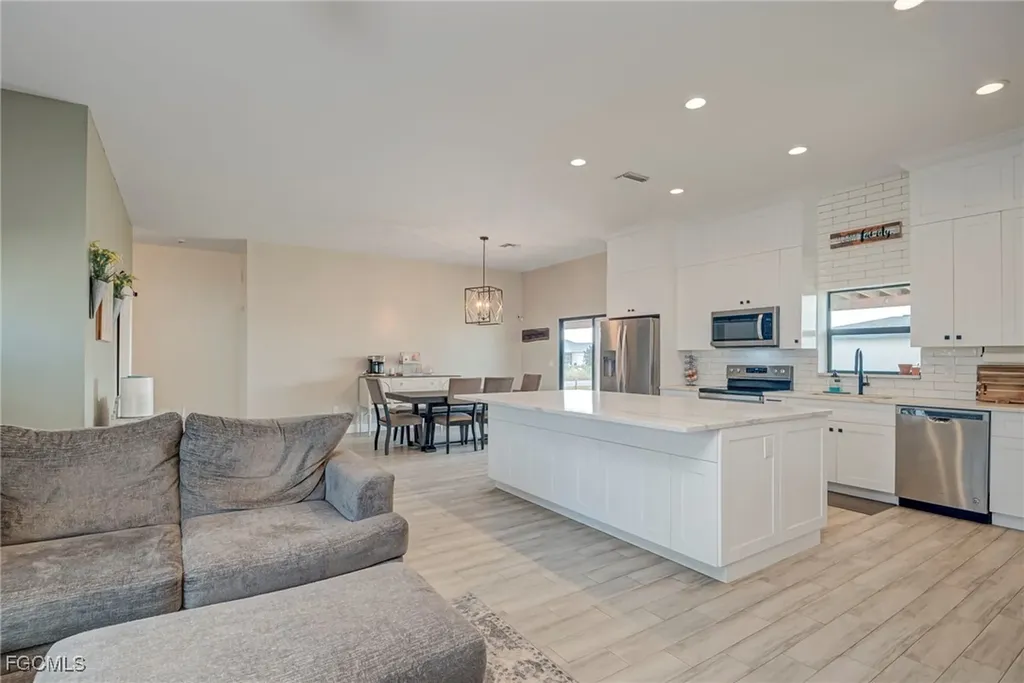 7717 16th Terrace Labelle FL 33935