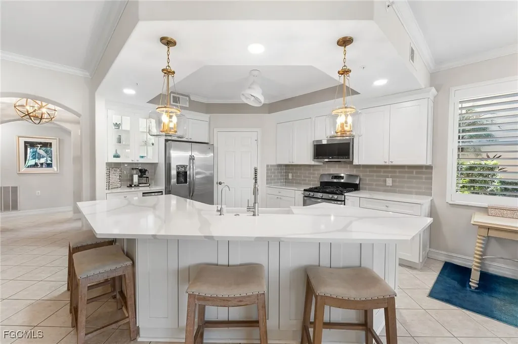 11060 Harbour Yacht Court Fort Myers FL 33908