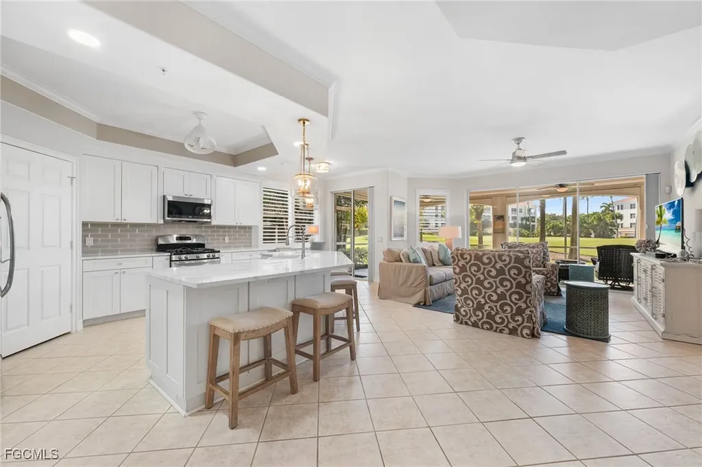 11060 Harbour Yacht Court Fort Myers FL 33908