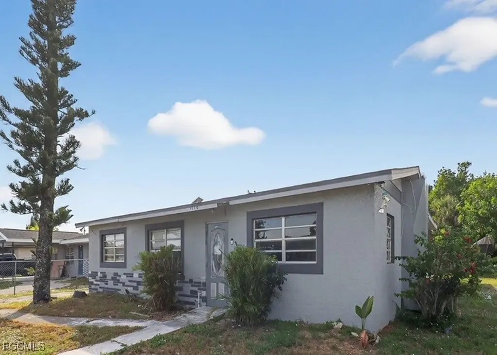 1770 N Markley Court Fort Myers FL 33916