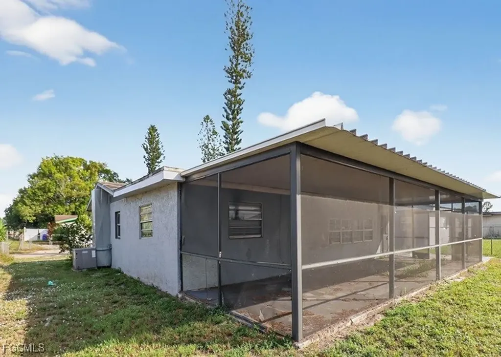 1770 N Markley Court Fort Myers FL 33916