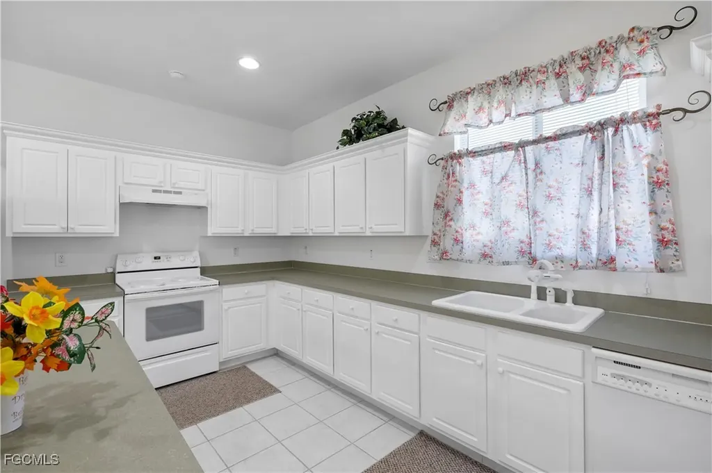 Lehigh Acres FL 33972