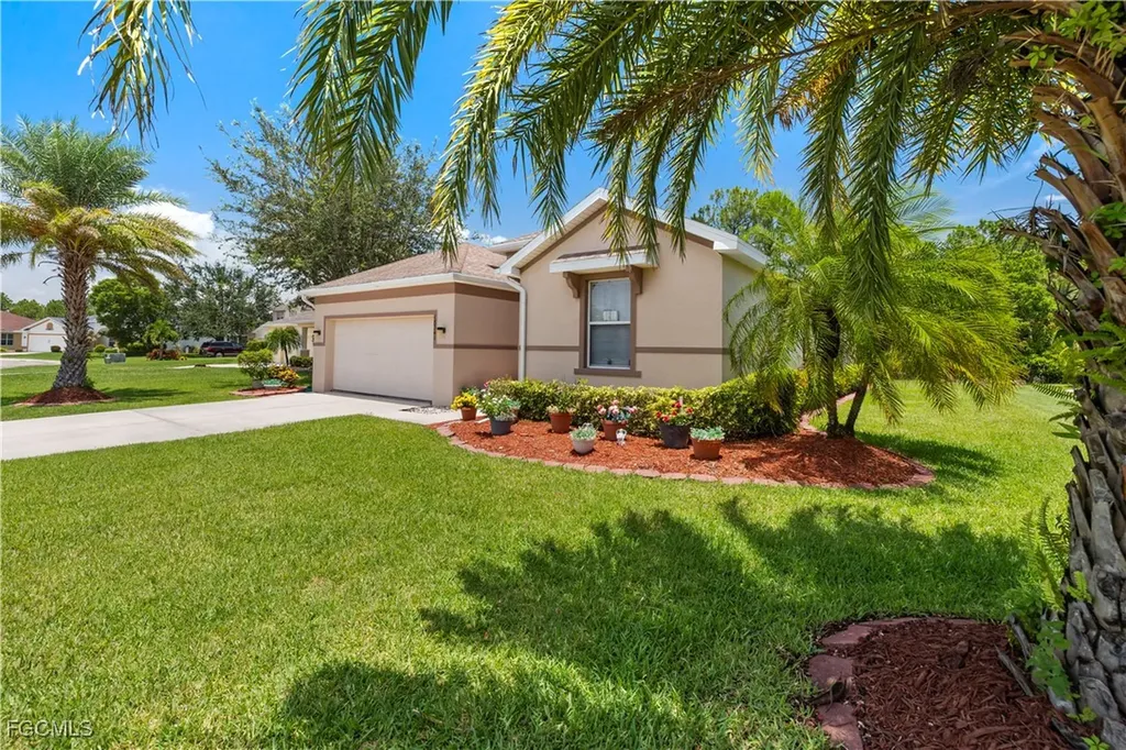 Lehigh Acres FL 33972