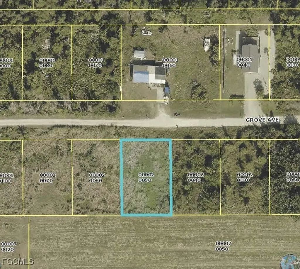6093 Grove Avenue Bokeelia FL 33922
