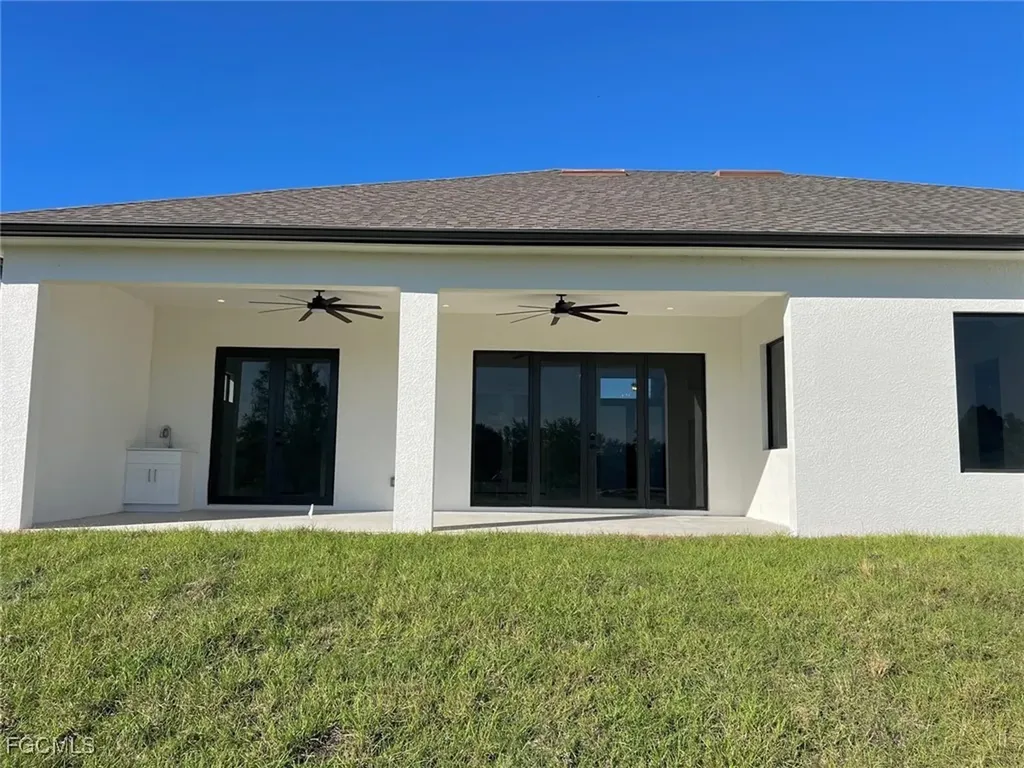 3672 68th Avenue NE Naples FL 34120
