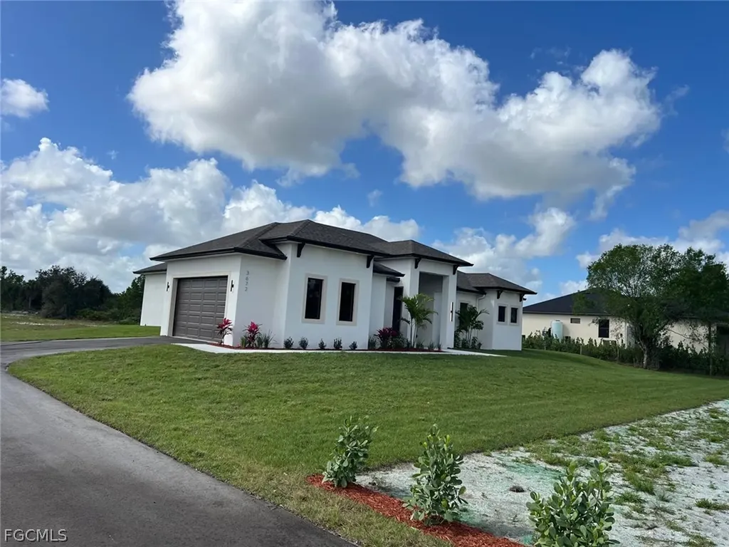 3672 68th Avenue NE Naples FL 34120