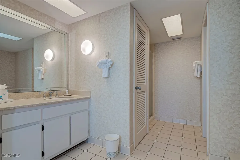 17080 Harbour Point Drive Fort Myers FL 33908