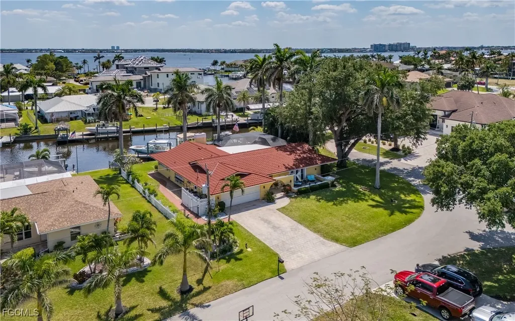 5347 Malibu Court Cape Coral FL 33904