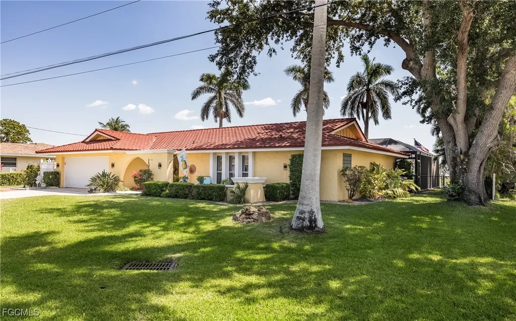 5347 Malibu Court Cape Coral FL 33904