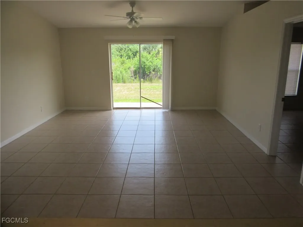 2605/2607 Sunniland Boulevard Lehigh Acres FL 33971