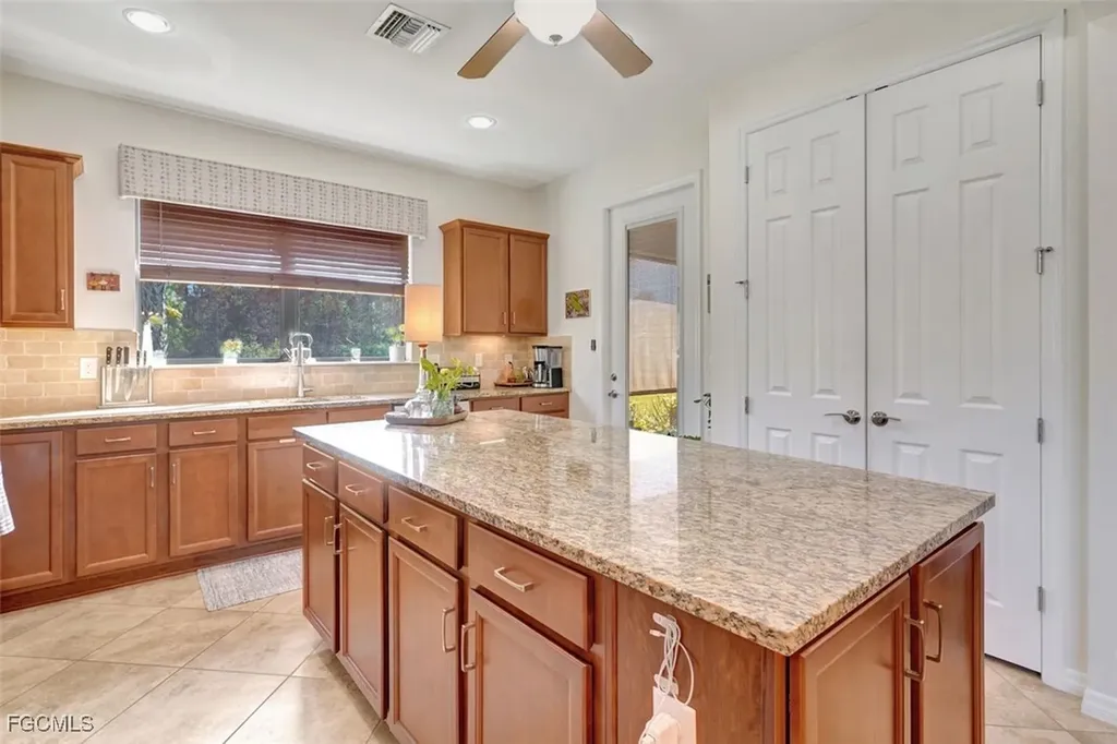 10963 Glenhurst Street Fort Myers FL 33913