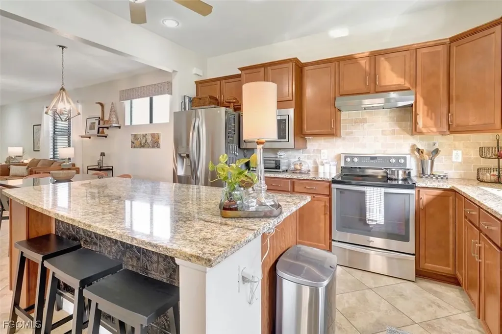 10963 Glenhurst Street Fort Myers FL 33913