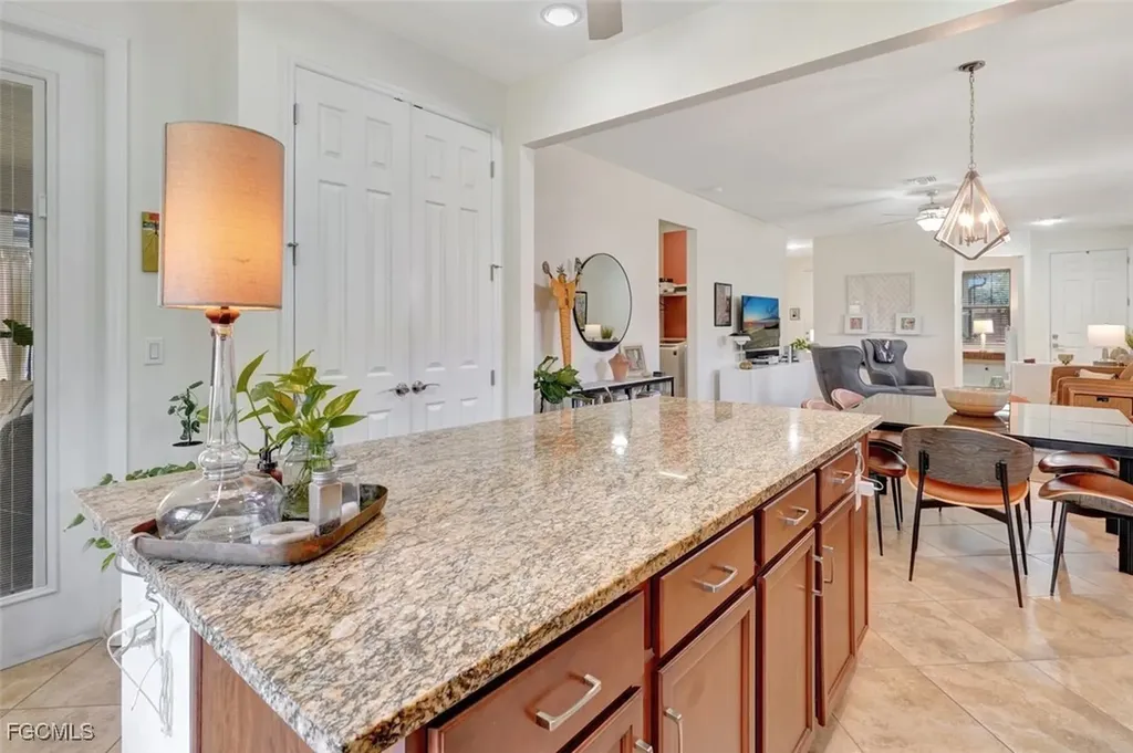 10963 Glenhurst Street Fort Myers FL 33913