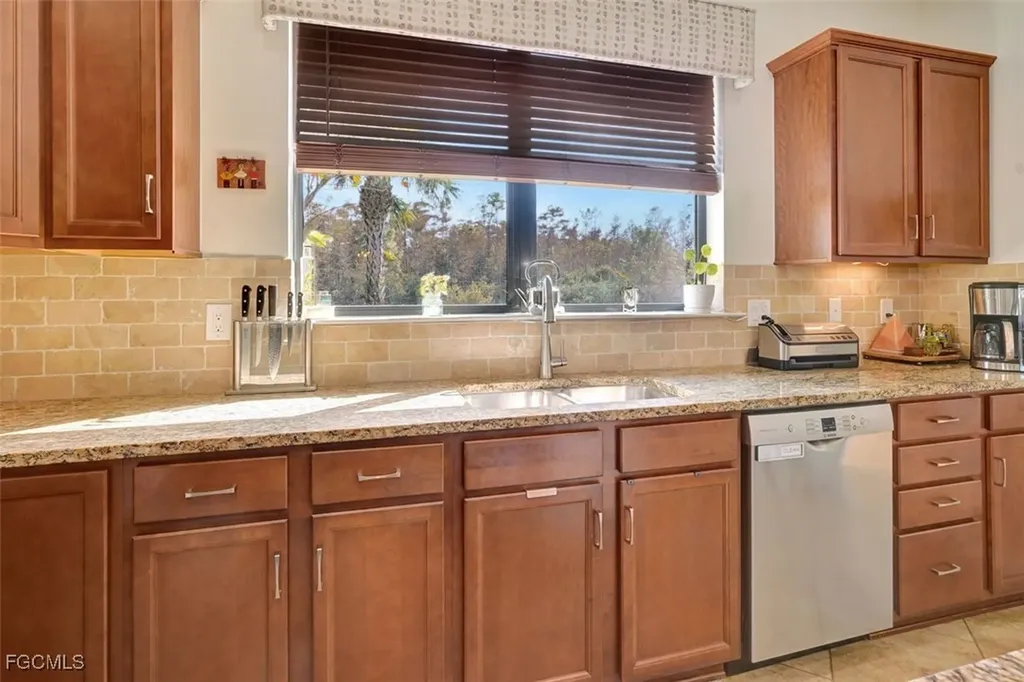 10963 Glenhurst Street Fort Myers FL 33913