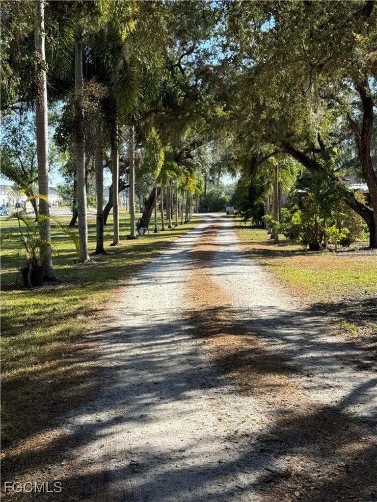 14630 Smokey Hollow Lane North Fort Myers FL 33903
