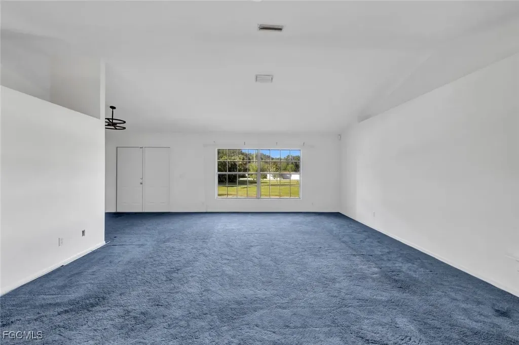 14630 Smokey Hollow Lane North Fort Myers FL 33903