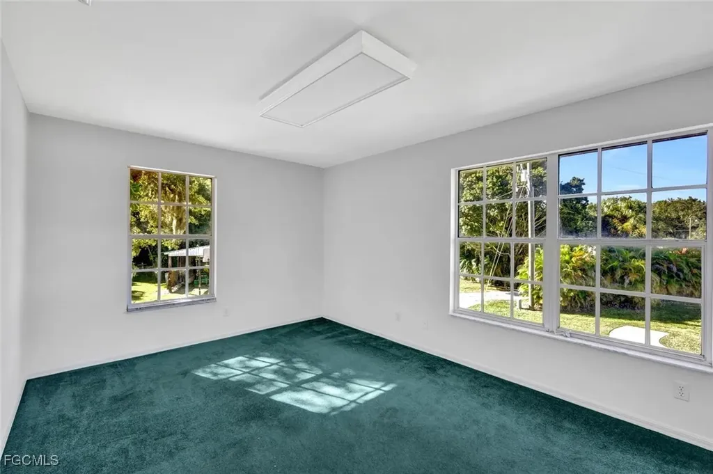 14630 Smokey Hollow Lane North Fort Myers FL 33903