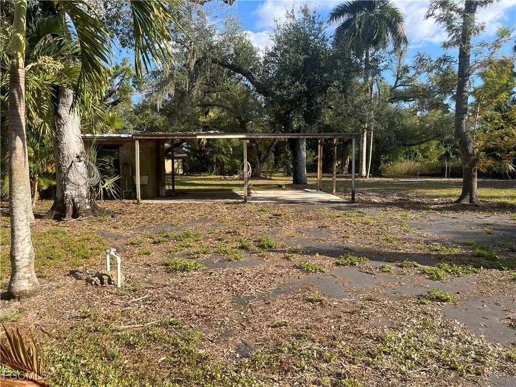 14630 Smokey Hollow Lane North Fort Myers FL 33903