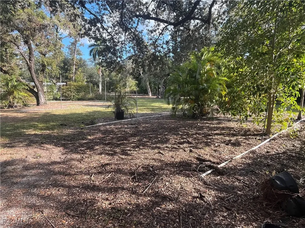 14630 Smokey Hollow Lane North Fort Myers FL 33903