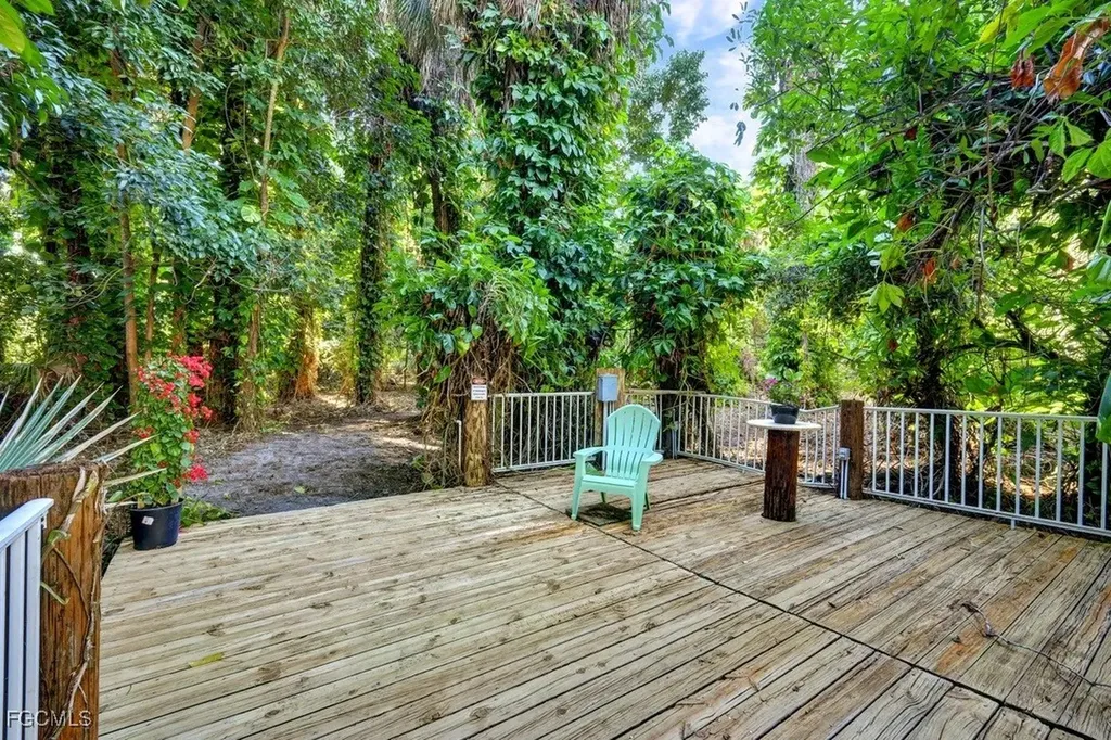 14630 Smokey Hollow Lane North Fort Myers FL 33903