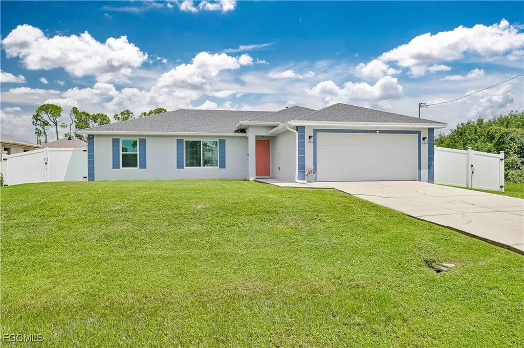 3445 NE 8th Place Cape Coral FL 33909