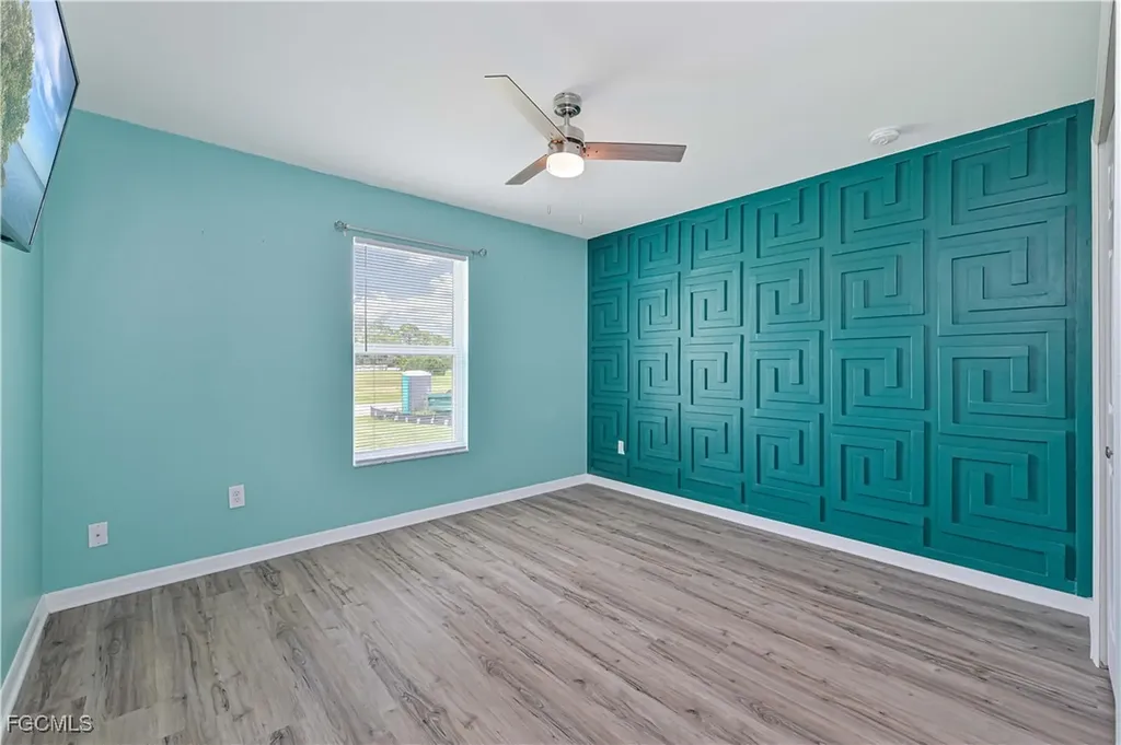 3445 NE 8th Place Cape Coral FL 33909