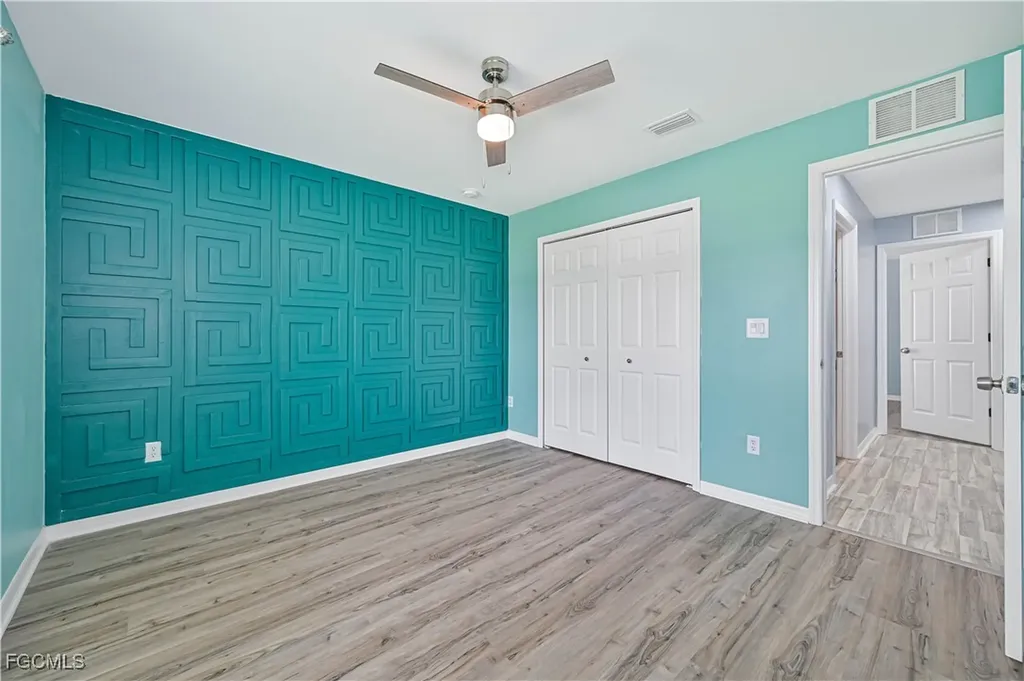 3445 NE 8th Place Cape Coral FL 33909