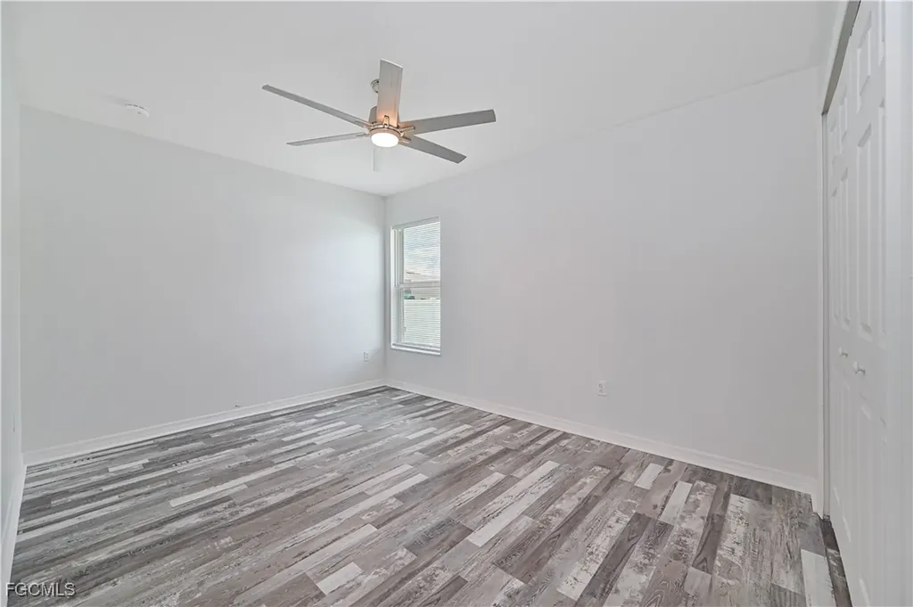 3445 NE 8th Place Cape Coral FL 33909