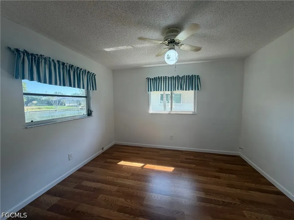 2121 SE 8th Terrace Cape Coral FL 33990