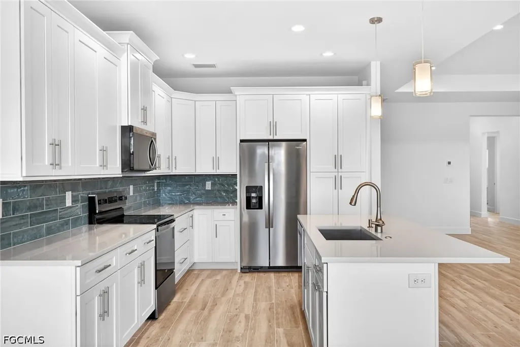 8613 Banyan Bay Boulevard Fort Myers FL 33908