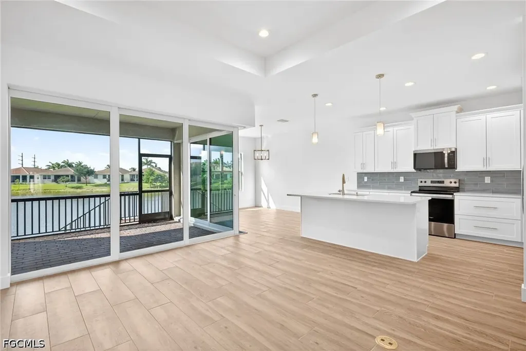 8613 Banyan Bay Boulevard Fort Myers FL 33908