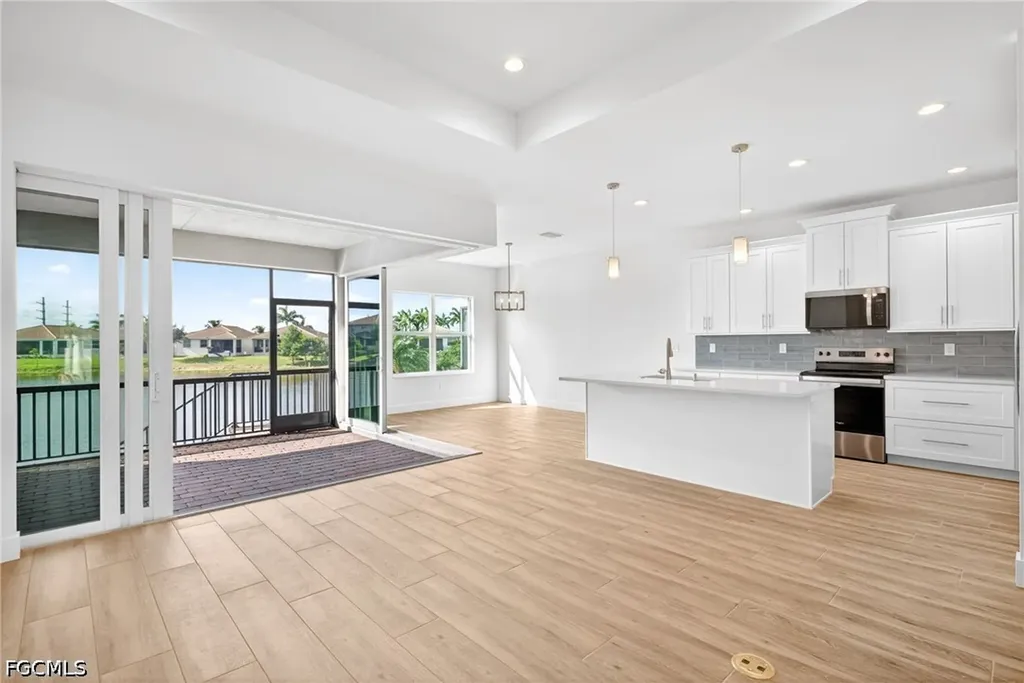 8613 Banyan Bay Boulevard Fort Myers FL 33908