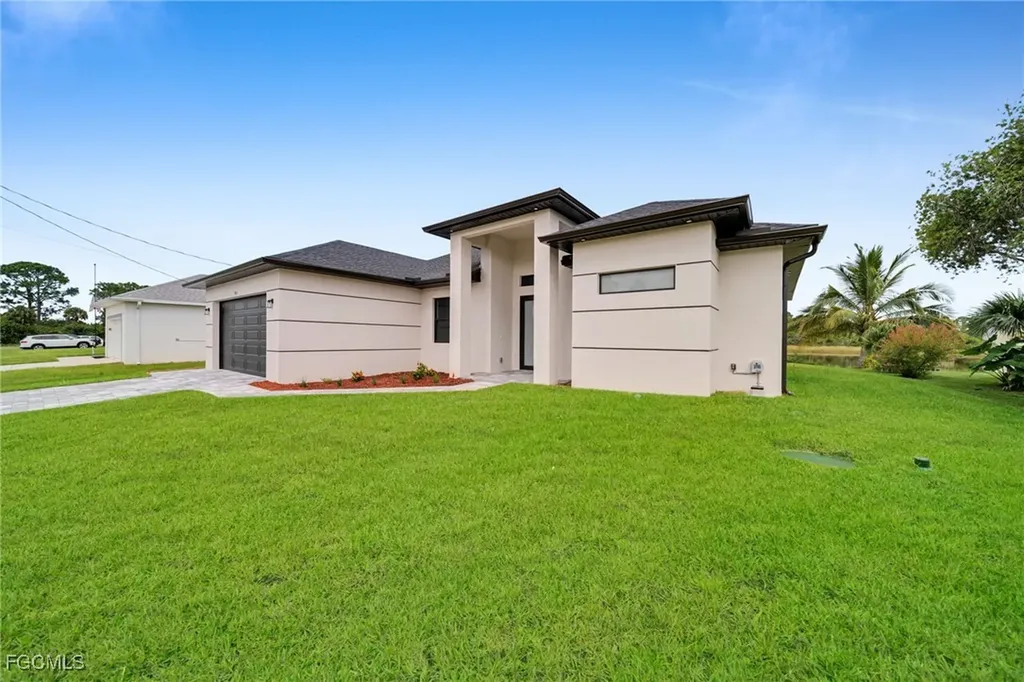 743 Chestnut Street E Lehigh Acres FL 33974