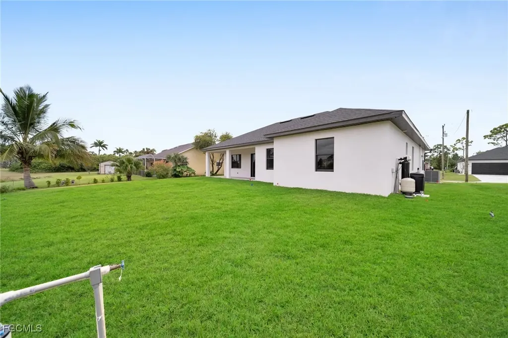 743 Chestnut Street E Lehigh Acres FL 33974