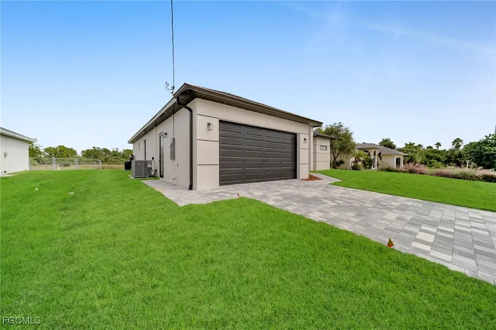 743 Chestnut Street E Lehigh Acres FL 33974